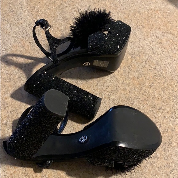 Glitter Platforms - Picture 2 of 3